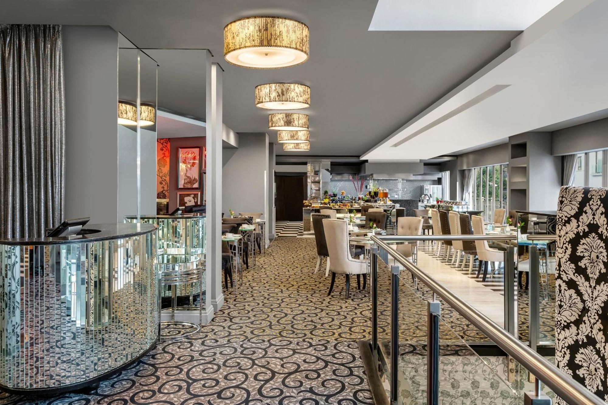Protea Hotel Fire & Ice! By Marriott Johannesburg Melrose Arch Exterior foto