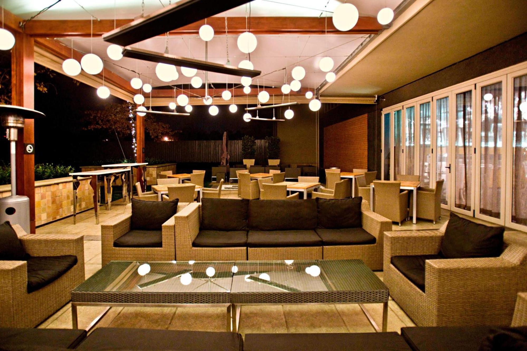 Protea Hotel Fire & Ice! By Marriott Johannesburg Melrose Arch Exterior foto